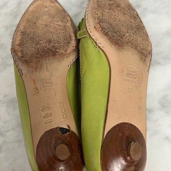Prart pointy toe leather kitten heel loafers light green sz 7. Made in Italy. - Picture 3 of 8